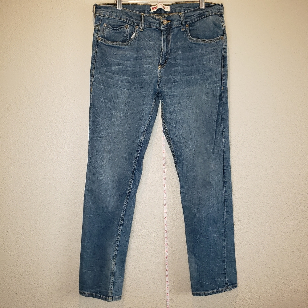502 Levi Jean